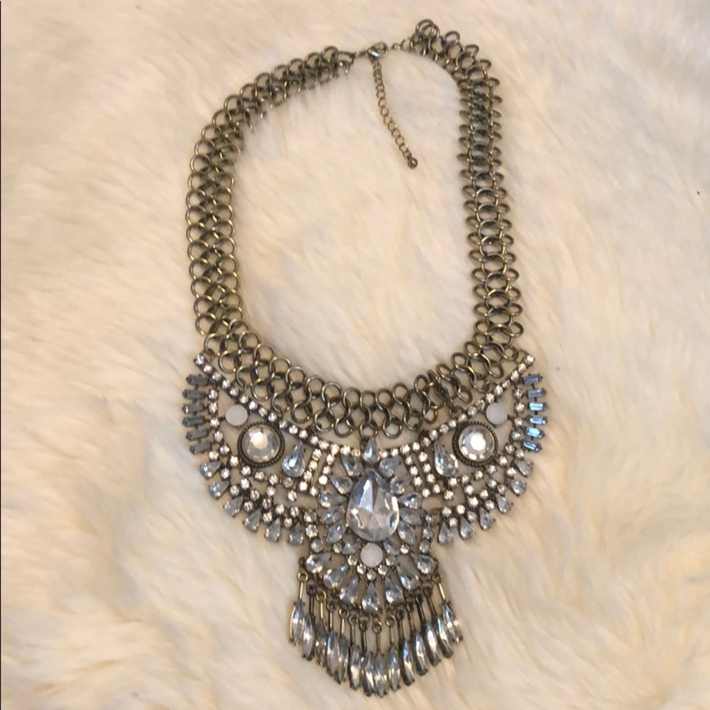 Statement necklace